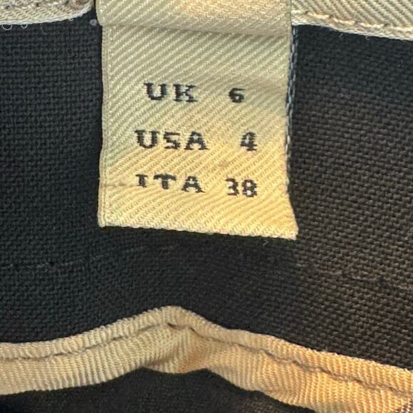 BURBERRY LONDON Black Wool Pleated High Rise Pencil Skirt Cuffed Hem
Sz US4 UK6 - Picture 7 of 14